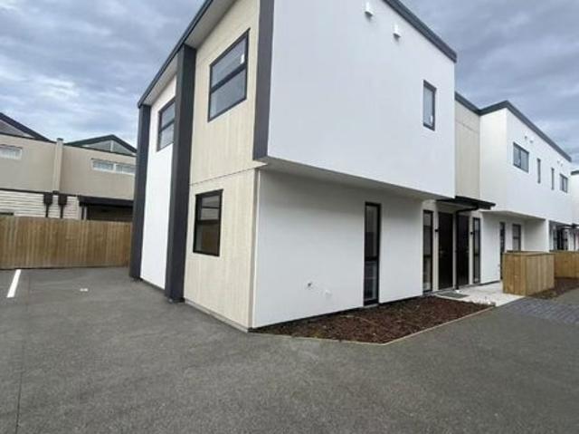 riccarton, 3 bedrooms