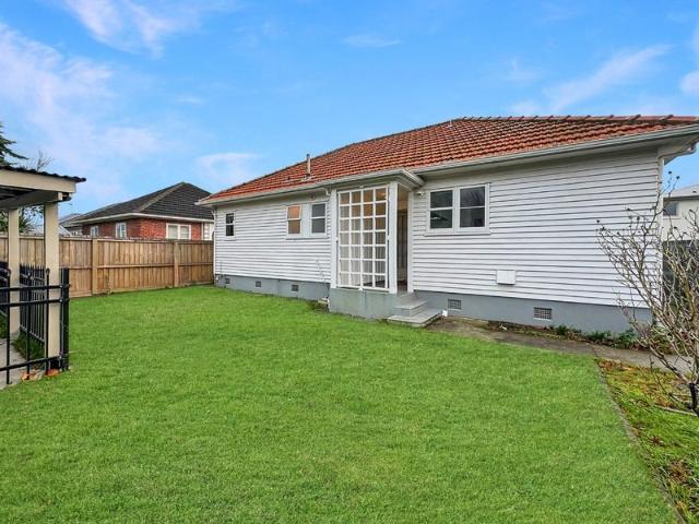 riccarton, 3 bedrooms