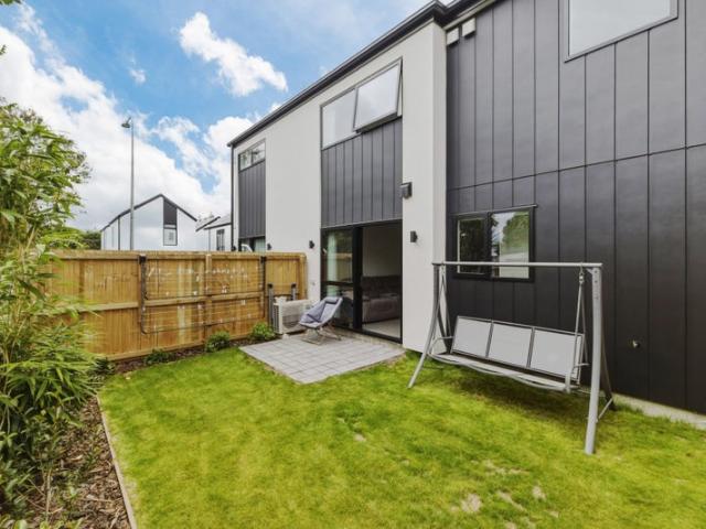 riccarton, 3 bedrooms