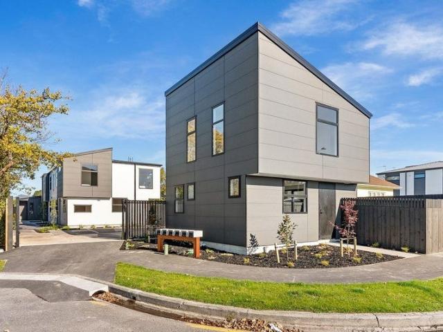 riccarton, 2 bedrooms