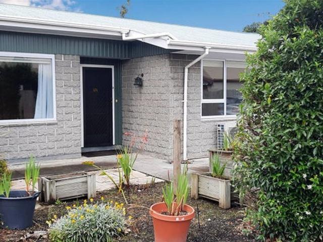 riccarton, 2 bedrooms