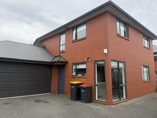riccarton, 4 bedrooms
