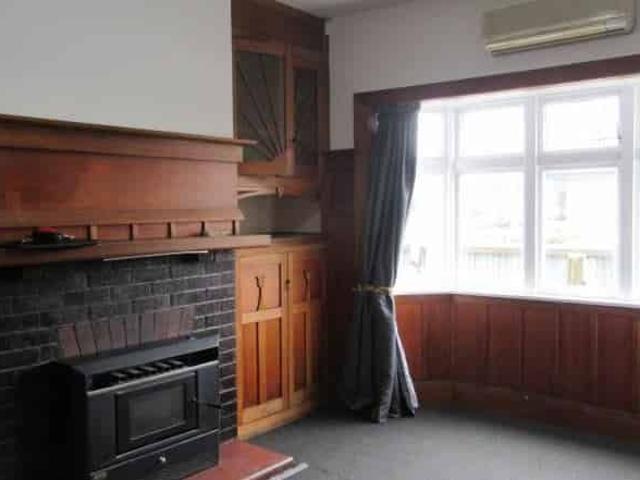 RICCARTON 4 BEDROOMS, 1 BATHROOM, DOUBLE GARAGE