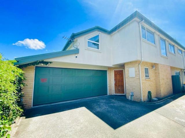 riccarton, 6+ bedrooms