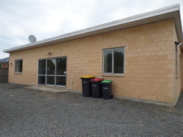 riccarton, 6+ bedrooms