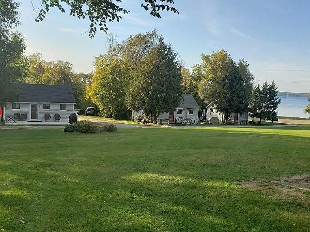 Rice Lake Cottage In Harwood Private Sale