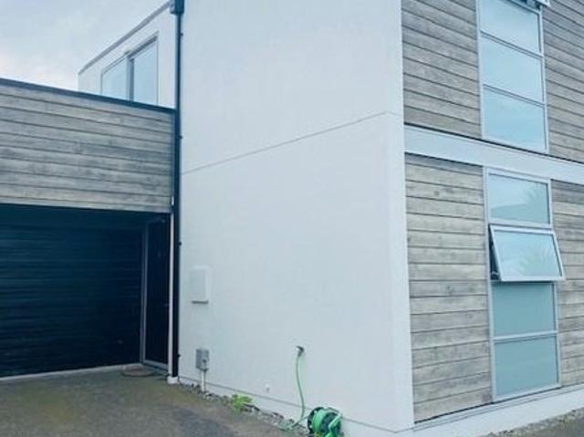 richmond, 2 bedrooms