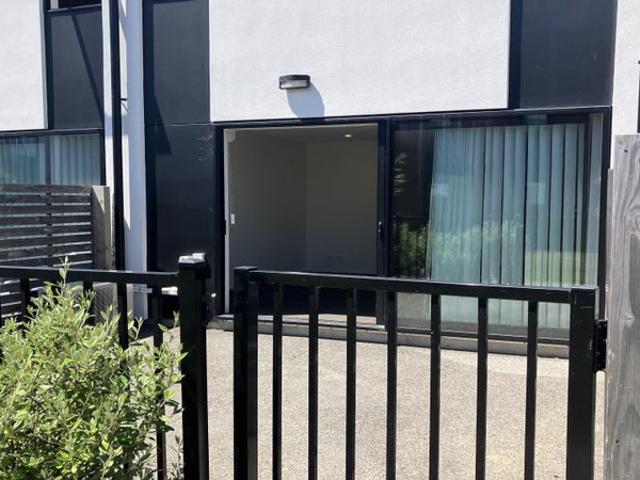 richmond, 2 bedrooms