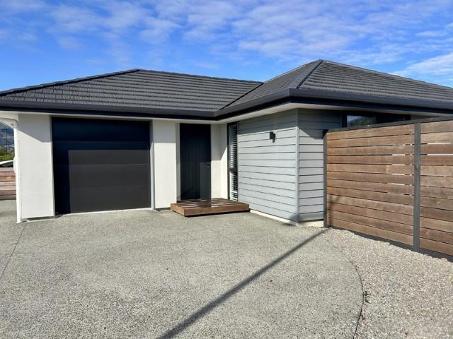 richmond, 2 bedrooms