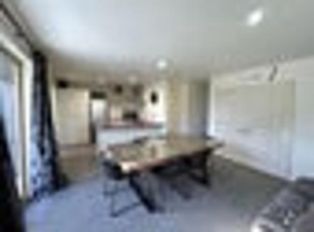 Richmond, 3 bedrooms, $680 pw