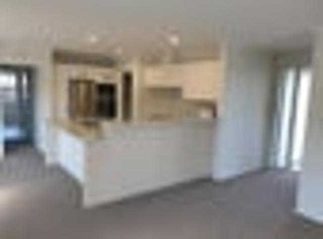 Richmond, 3 bedrooms, $695 pw