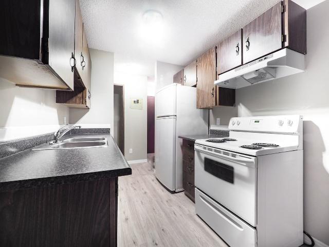 Richmond Arms Apartments 2 Bedroom Apartment for Rent at 4414 4412 4414 50 Street, Leduc, AB T9E 4Z8