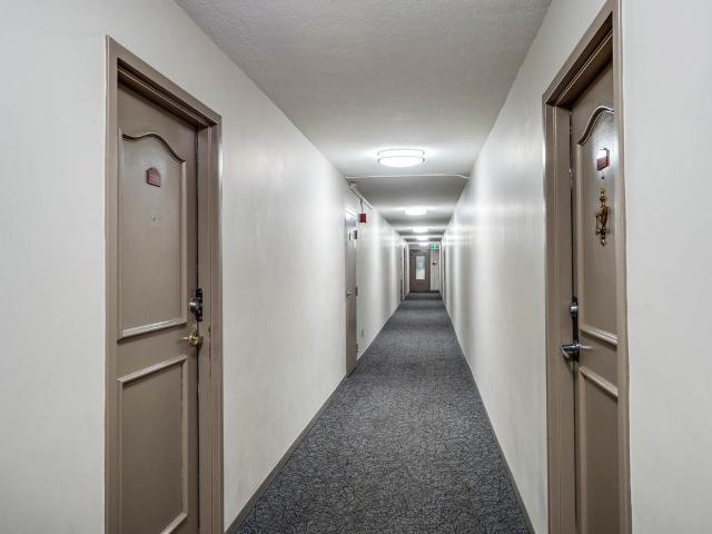 Richview Villa 2 Bedroom Apartment for Rent at 500 Scarlett Rd, Toronto, ON M9P 2S1 Humber Heights Westmount
