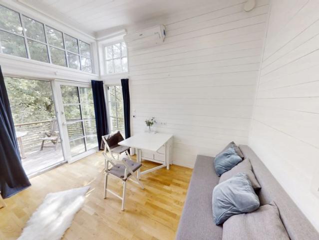 Riddarvägen, Tullinge