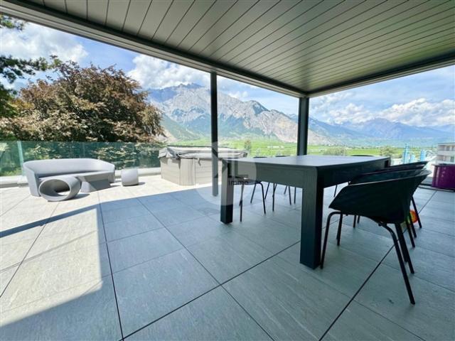 Riddes – Hervorragend, geräumig und hell mit großer Terrasse und Master Suite