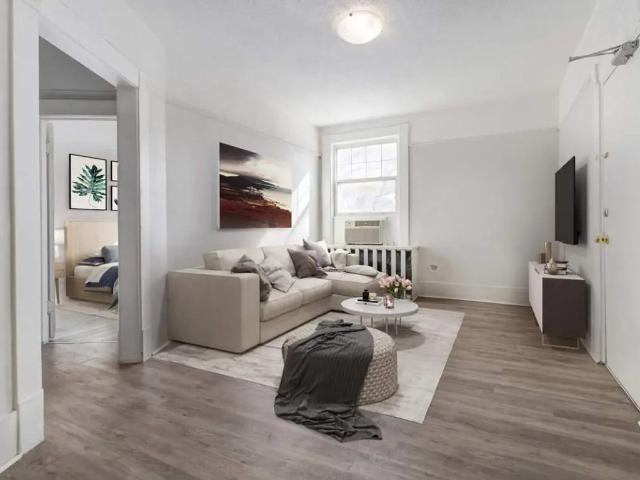 Rideau Classic 2 Bedroom Apartment for Rent at 427 4th Ave N, Saskatoon, SK S7K 2M4 City Park