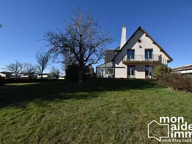 Rieupeyroux 12240 Achat / Vente maison 8 pièces t8