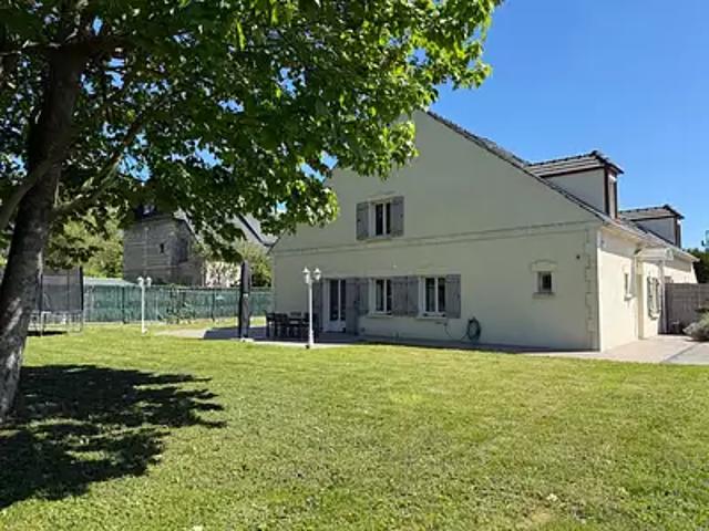 Rieux 60870 Achat / Vente maison 8 pièces t8 au dernier étage terrasse