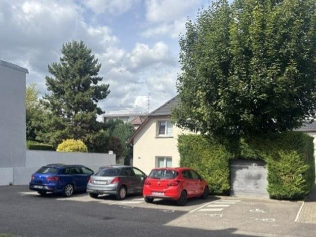 Riedisheim appartement 4 pièces, 82 m2, 3 chambres, une terrasse semi couverte au RDC d'une petite résidence