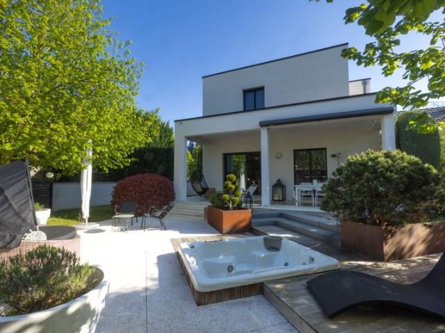 RIEDISHEIM VILLA CONTEMPORAINE