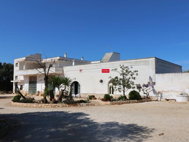 Rif.1730 In agro di Fasano myprojectcasa propone in vendita. 700m² Fasano