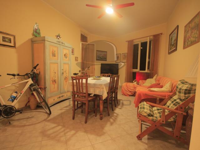 Rif. 17364 Appartamento, Appartamento Affitto a Massa, Marina Massa Centro