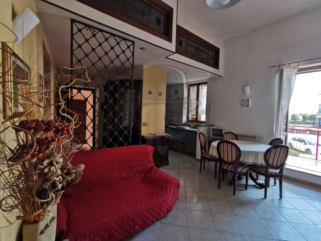 Rif. 18715 Appartamento, Quadrilocale Affitto a Carrara, Carrara Periferia
