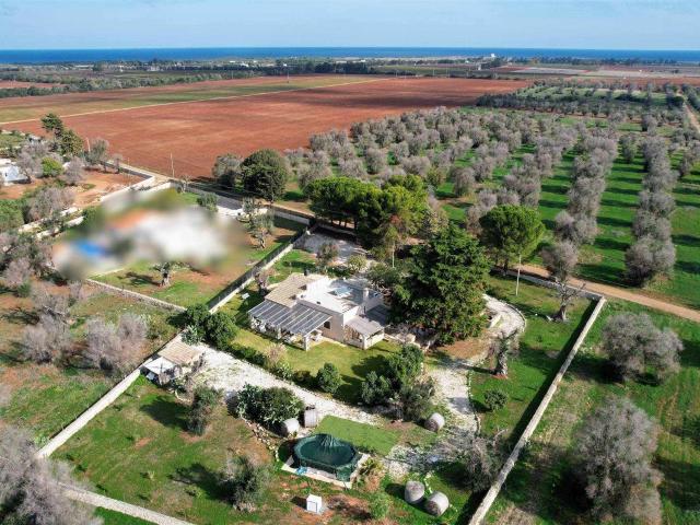 Rif. 1888 L'immobile è ubicato a Carovigno in contrada San F. 154m² Carovigno