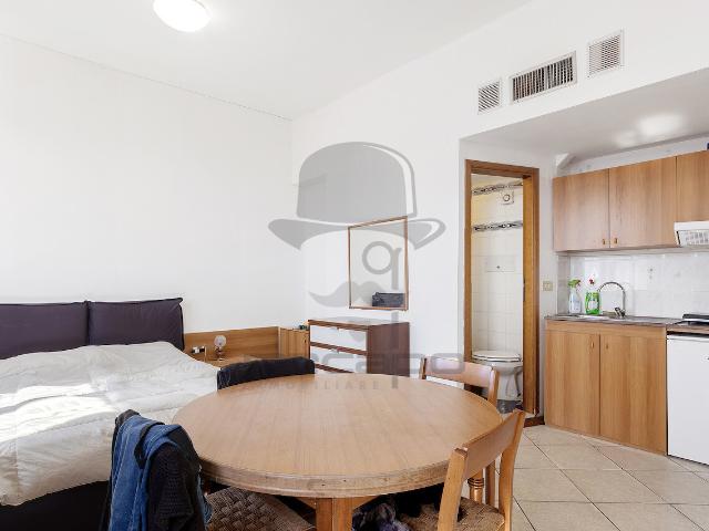 Rif. 19655 Appartamento, Monolocale Affitto a Viareggio