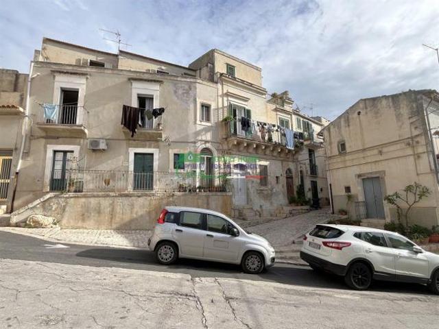 Rif.2632 Casa indipendente con Terrazzo in centro a Scicli