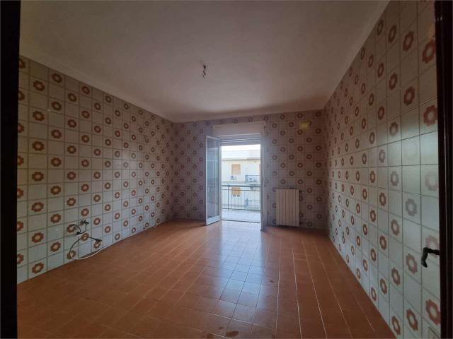 RIF.2774 AMPIO PENTAVANI PANORAMICO V.LE TERACATI