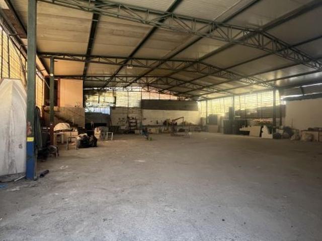 RIF. 528 ISCHITELLA LOCALE DEPOSITO/ GARAGE IN AFFITTO