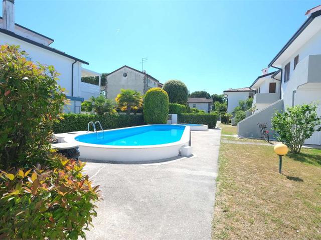 RIF. 9026 NUOVO BILO CON PISCINA P.ZZA MARINA 27.06 04.07