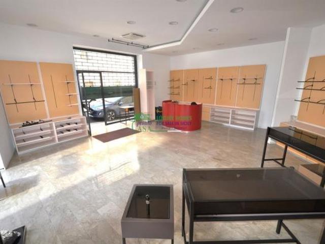 Rif. 9383 IMMOBILE COMMERCIALE  LIBERTA'