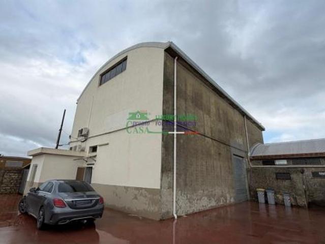 Rif. 9833 Capannone commerciale zona Ipercoop