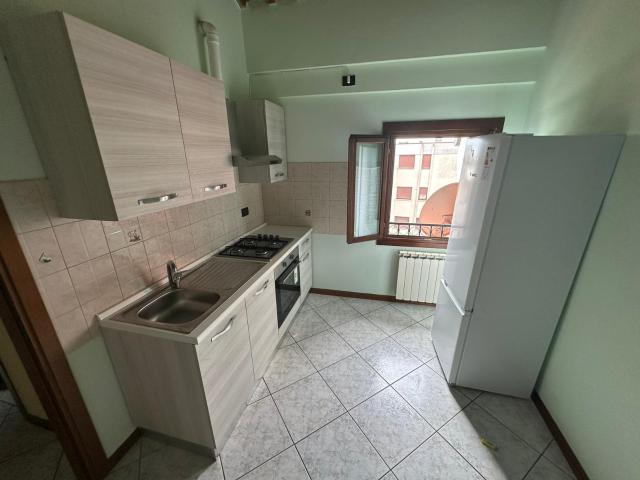 Rif. A44 LENDINARA centro affittasi appartamento situato al 2 piano LIBERO DA SETTEMBRE 2026 Immobiliare La Chiocciola