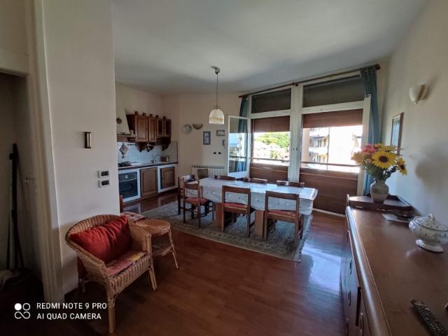 Rif. AC11 IT046033C224EJRKGQ Viareggio citta giardino affitto estivo vista mare