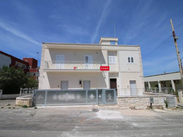 Rif.D241 y myprojectcasa agenzia immobiliare propone in vend. 150m² Cisternino