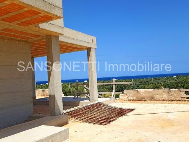 Rif. STRY Edificata a poche centinaia di metri dal mare tr. 450m² Savelletri