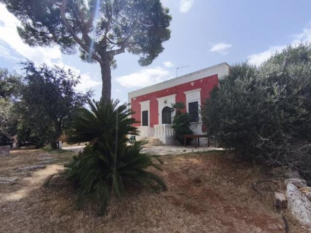 Rif. Vajo Agro di Monopoli in zona servita ed amena, Sanso. 800m² Monopoli