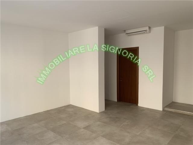 Riferimento: 4/0328 LOCAZIONE