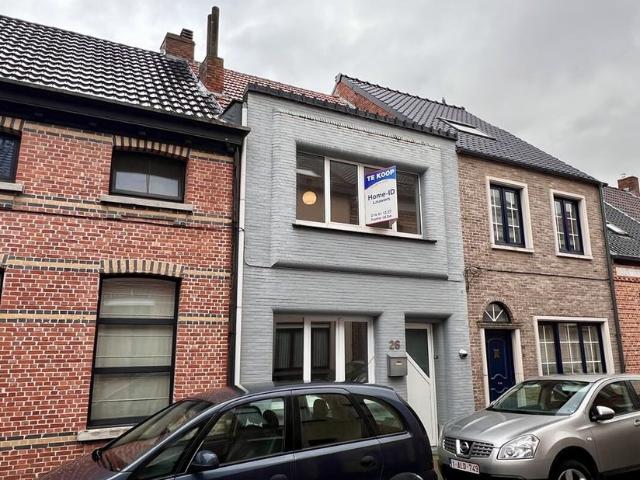 Rijwoning te koop voor 279500 euro met 3 slaapkamers