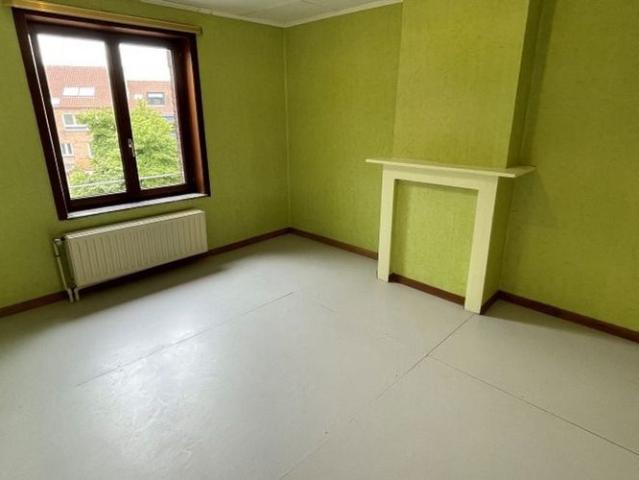 Rijwoning te huur in Brugge voor € 975 met 4 slaapkamers