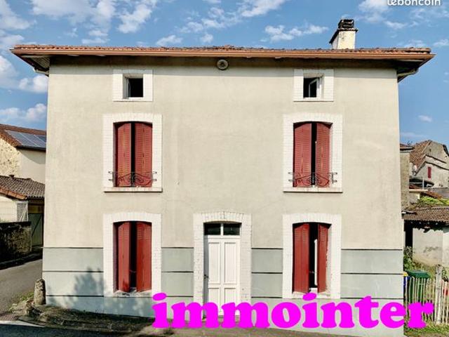 Rilhac Rancon centre bourg, Maison en pierre 102M²