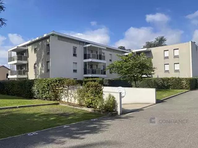 Rillieux la Pape 69140 Achat / Vente appartement 2 pièces t2 au dernier étage parking