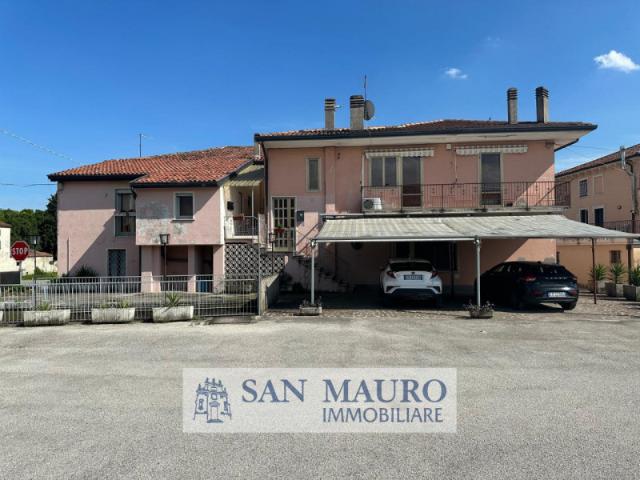 Ristorante in Vendita a Zugliano