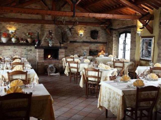 Ristorante in vendita a Lucca