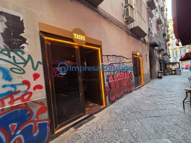 Ristorante in vendita a Napoli