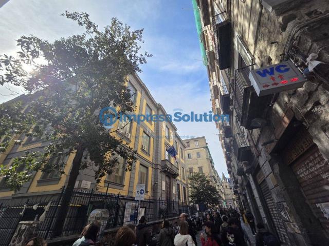 Ristorante in vendita a Napoli
