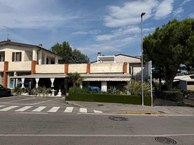 Ristorante in vendita a Sirmione